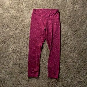 Lulu mint condition capris